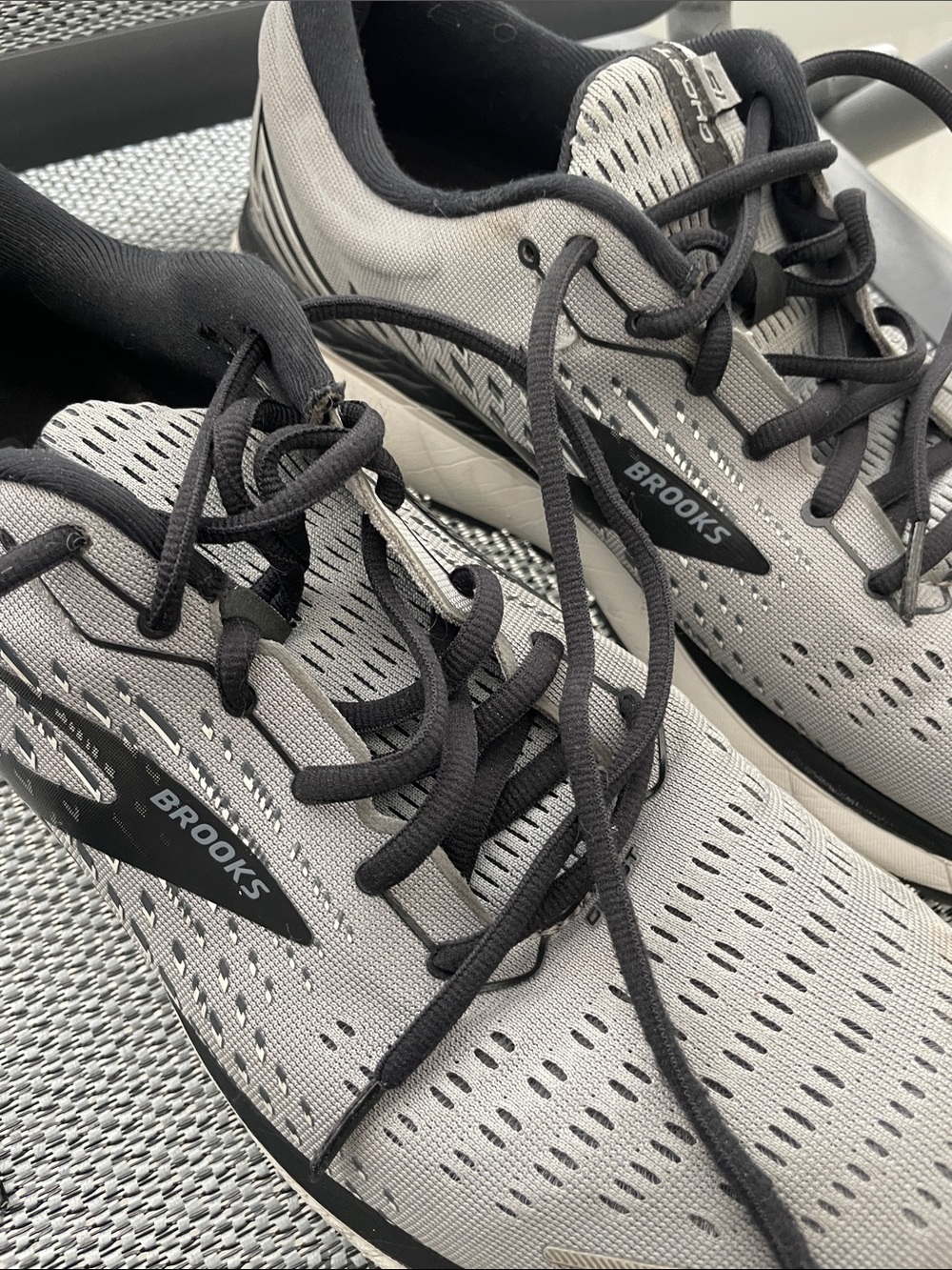 Brooks Men’s Athletic Running Shoes - Light Gray/Black - Picture 3 of 7